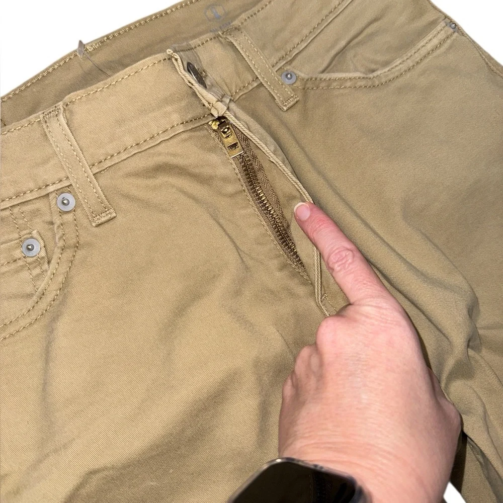 Levi’s 511 Men’s Khaki Jeans - Picture 7 of 10